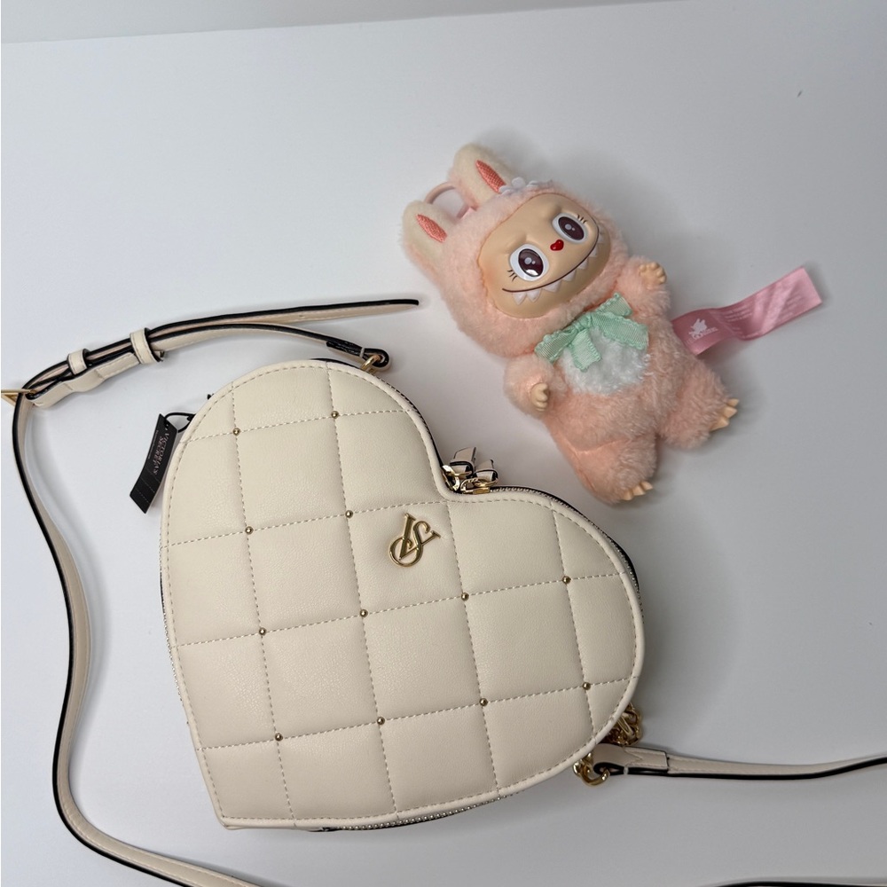 NWT Victoria's Secret Cream White Gold Heart Shaped Crossbody Quilted Bag Purse